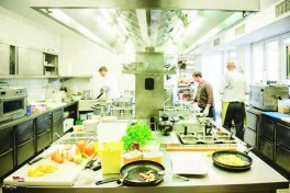 Hotel Restaurant aan de Rijn in Duitsland